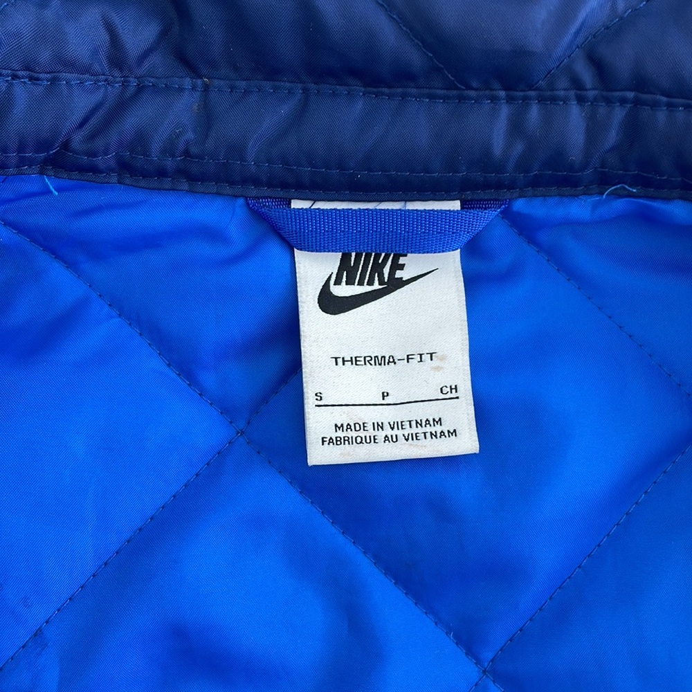 Nike quilted jacket! - Picture 3 of 3